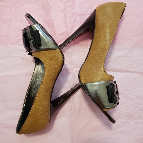 Tory Burch Embellished Peep-toe Brown Pumps size 5.5 - Picture 3 of 14